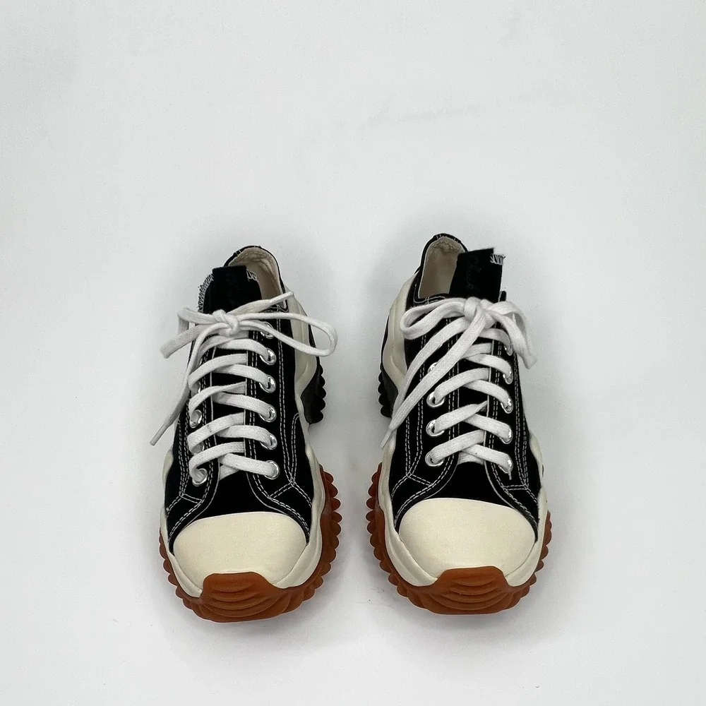 CONVERSE Run Star Motion Platform Sneakers Black and White M: 6 W: 7.5: